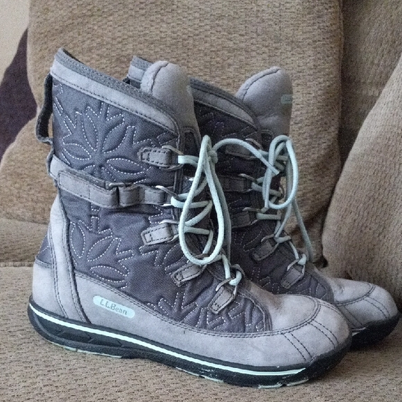 L.L. Bean Insulated Eco Primaloft Winter Snow Boots Size 8 - Picture 1 of 14